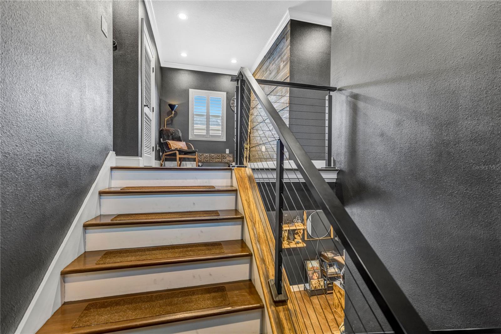RATTLESNAKE POINTE - Residential