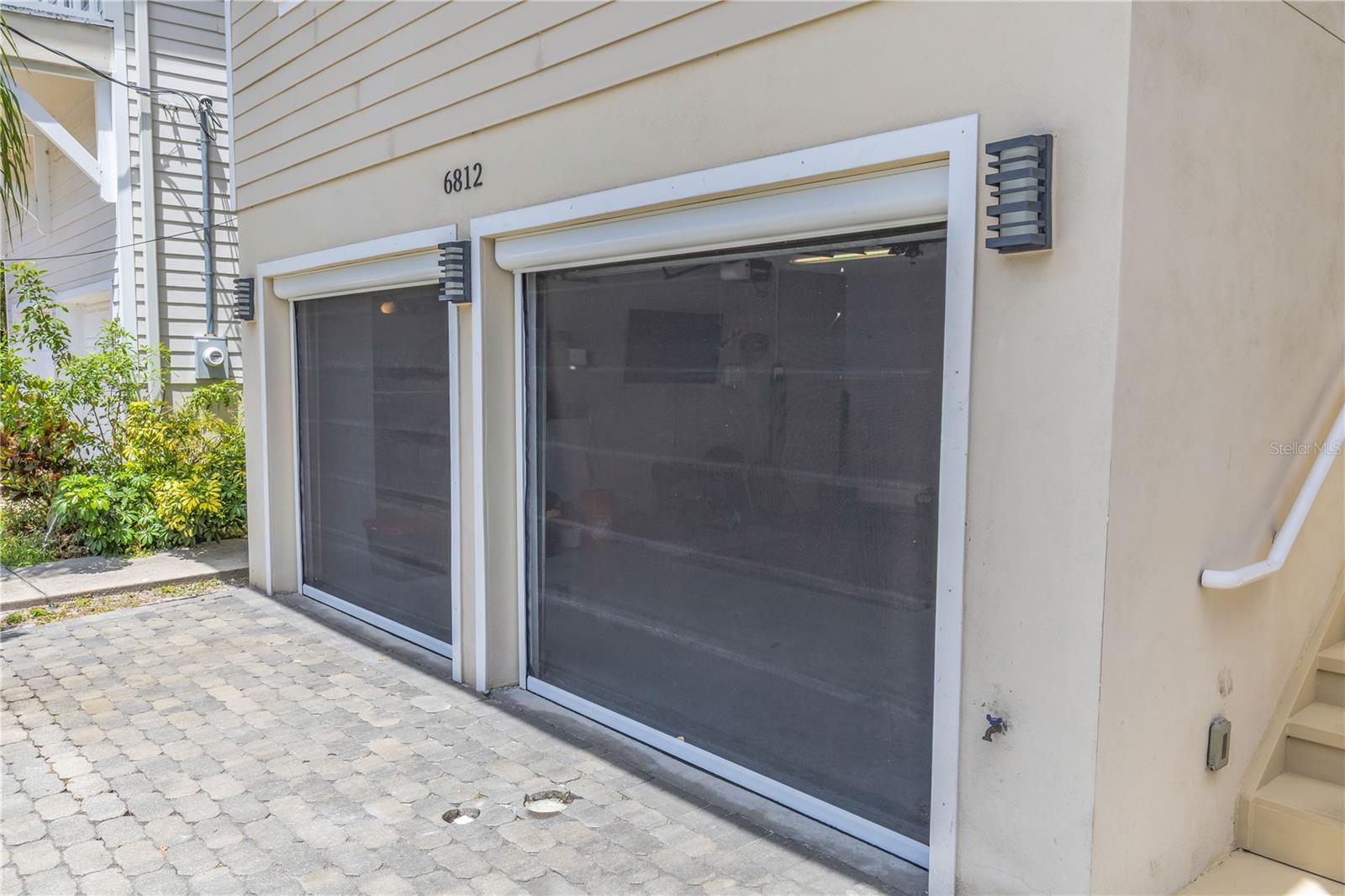 RATTLESNAKE POINTE - Residential