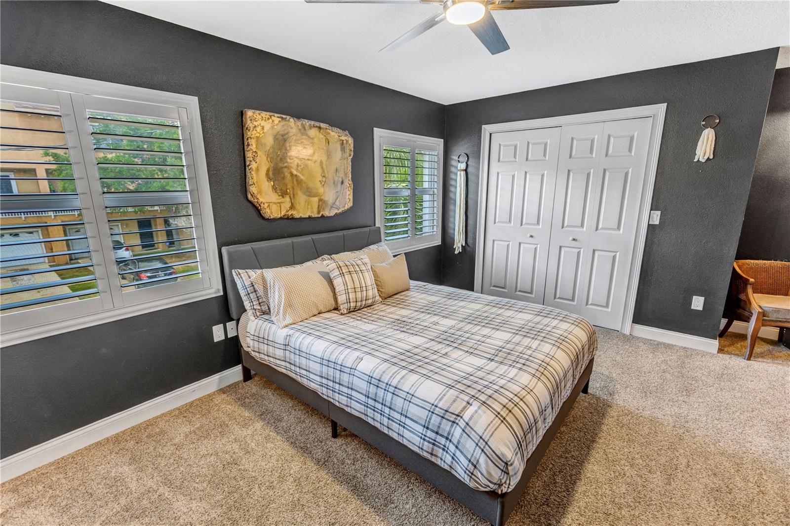 RATTLESNAKE POINTE - Residential