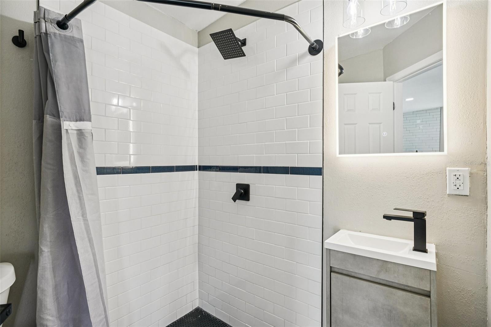 NORTH ROME ESTATES - Residential Income