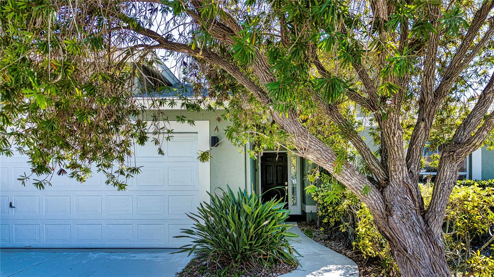 STONEYBROOK AT PALMER RANCH - Residential