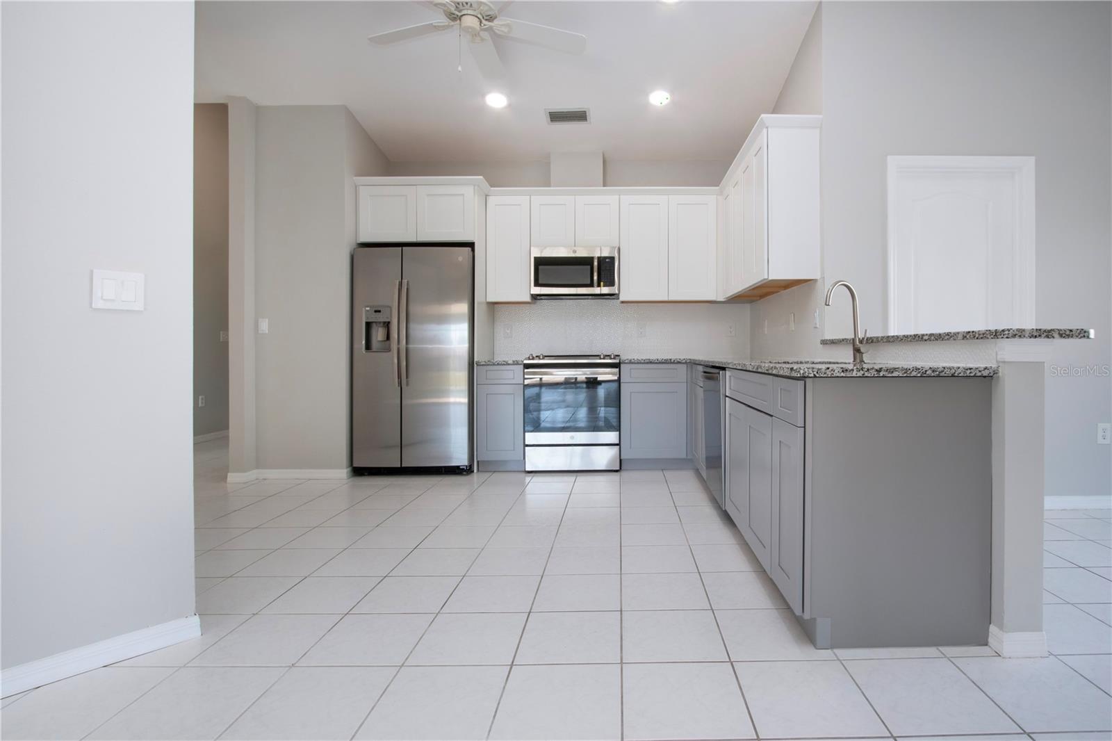 STONEYBROOK AT PALMER RANCH - Residential