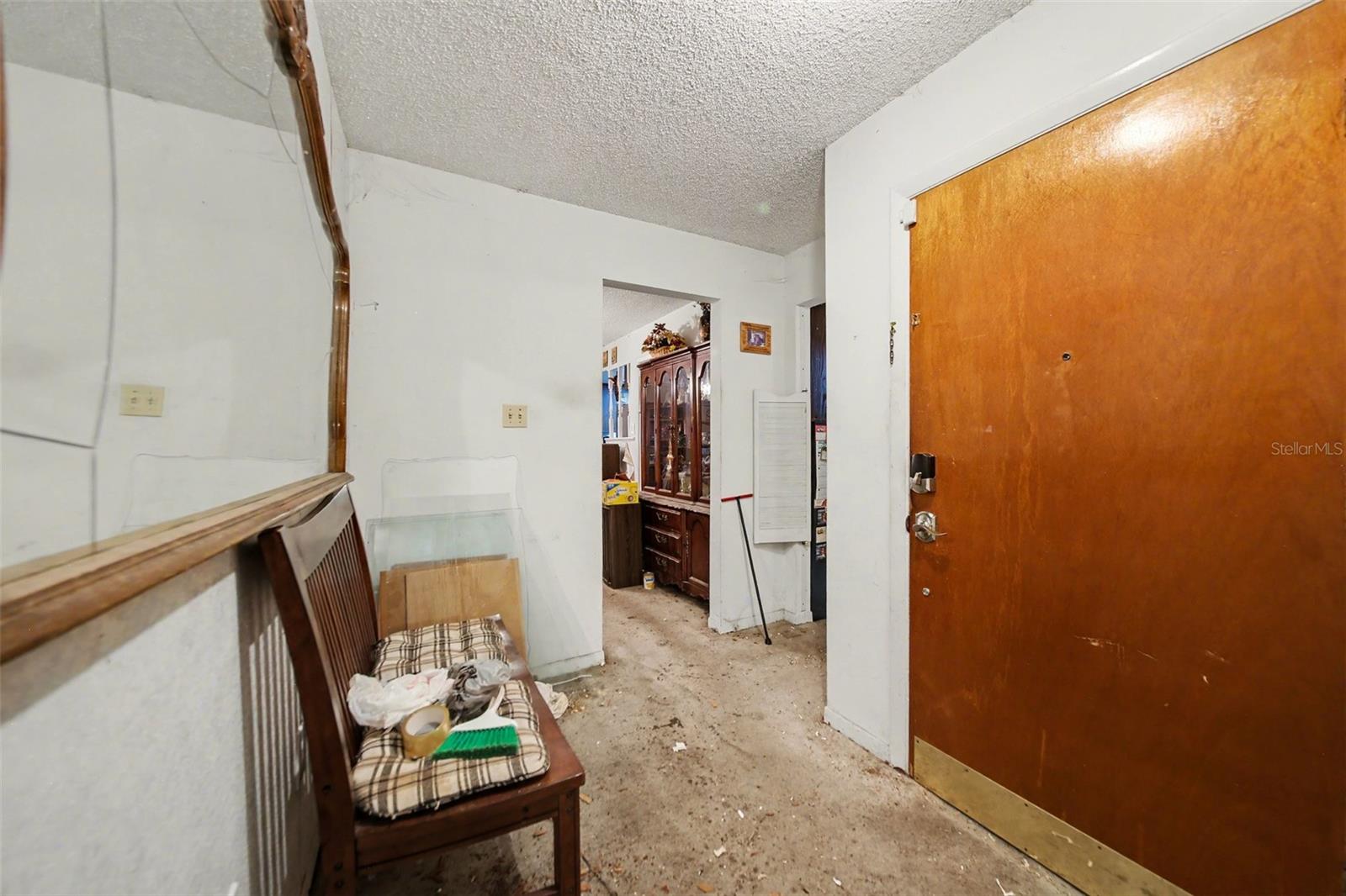 LAKE KATHRYN WOODS 1ST ADD - Residential