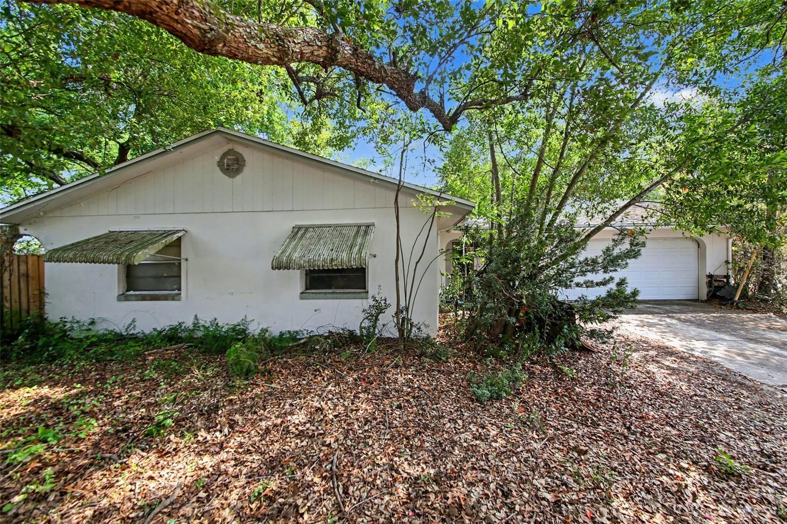 LAKE KATHRYN WOODS 1ST ADD - Residential