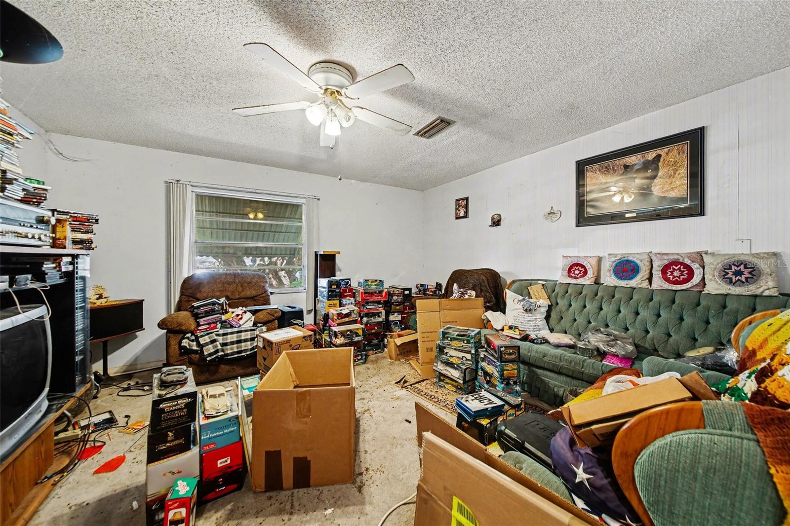 LAKE KATHRYN WOODS 1ST ADD - Residential