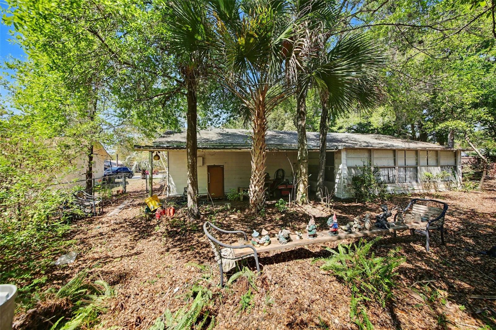 LAKE KATHRYN WOODS 1ST ADD - Residential