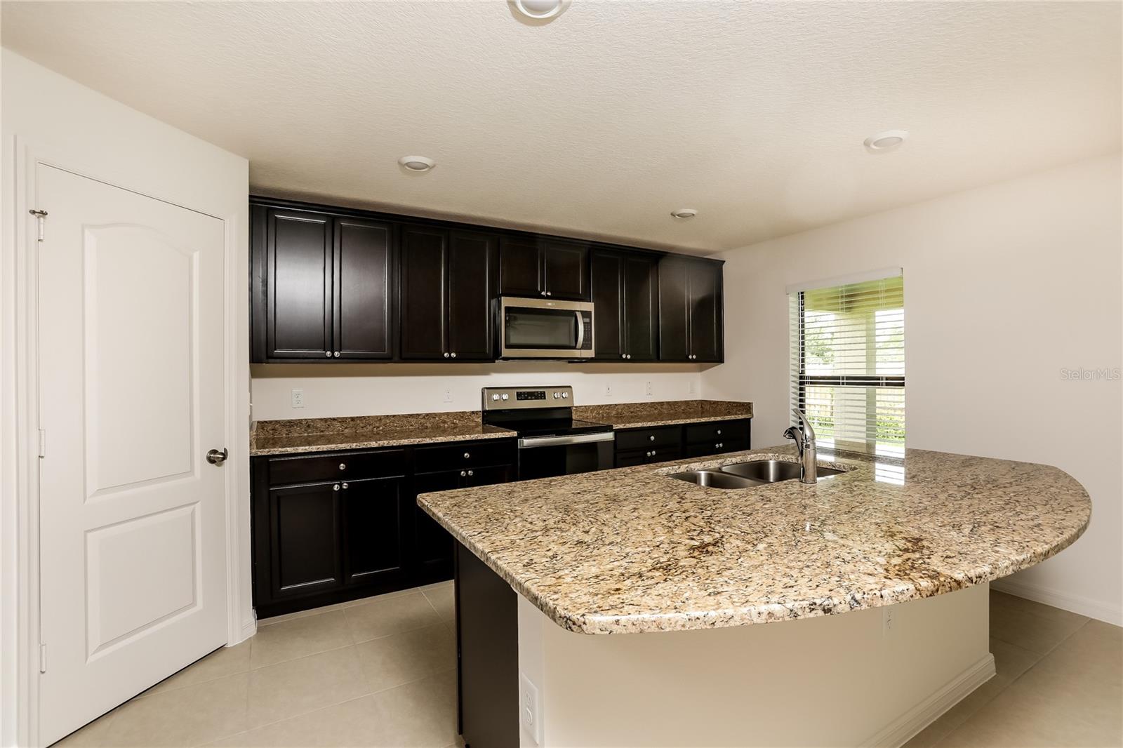 MEADOW RIDGE/GRAND ISLAND PH 2 - Residential Lease