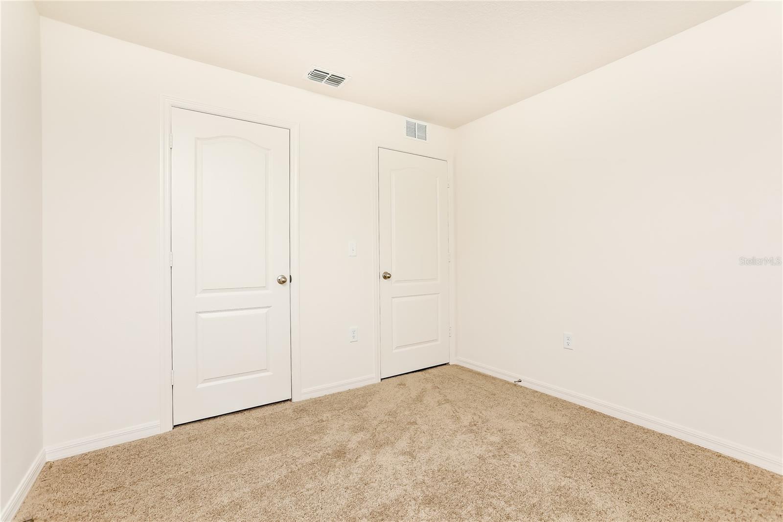 MEADOW RIDGE/GRAND ISLAND PH 2 - Residential Lease