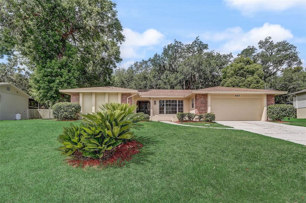 Photo of 665 Little Wekiva Road, Altamonte Springs, FL 32714 (MLS # O6409296)