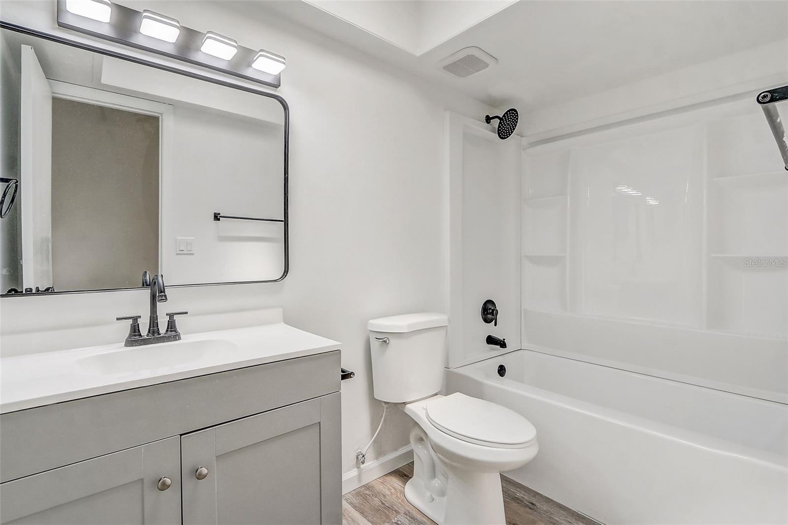 SPRING OAKS UNIT 3 - Residential