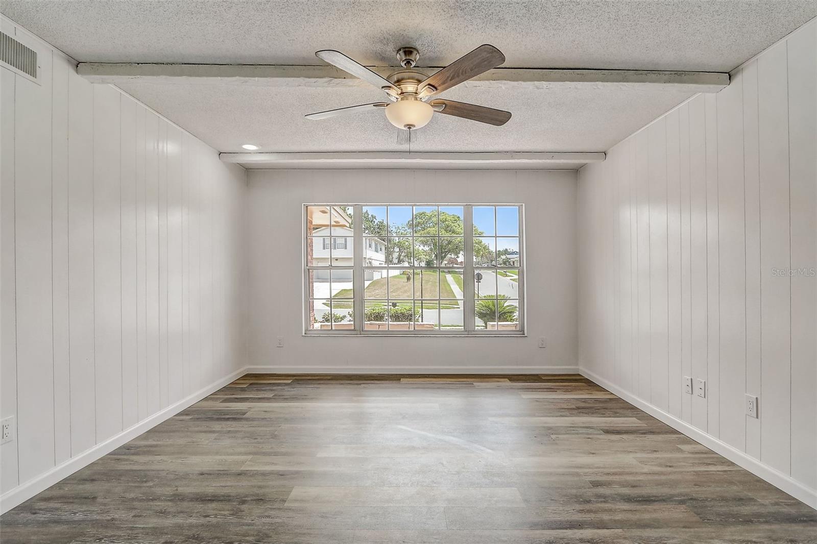 SPRING OAKS UNIT 3 - Residential