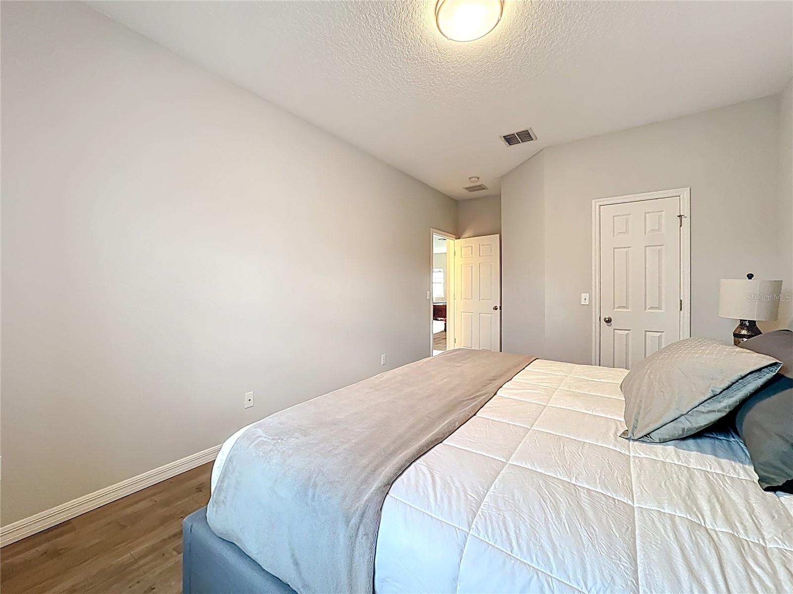 JOHNS LAKE POINTE A & S - Residential