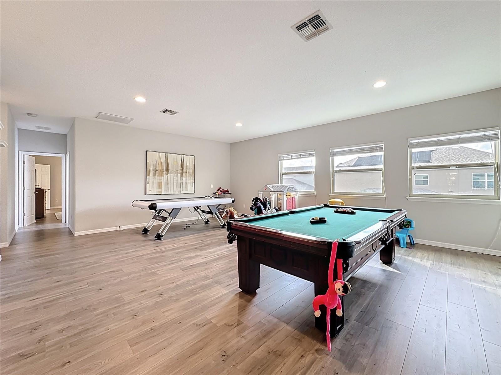 JOHNS LAKE POINTE A & S - Residential