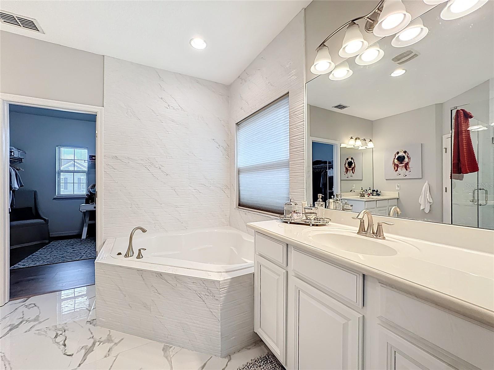 JOHNS LAKE POINTE A & S - Residential