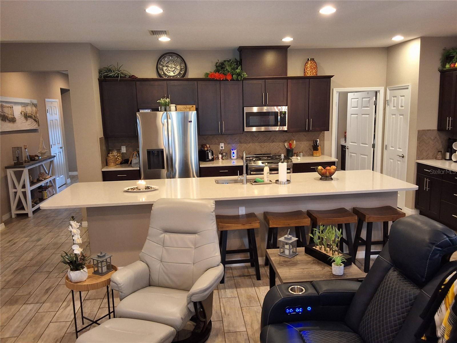 CASCADES/GROVELAND PH 5 - Residential