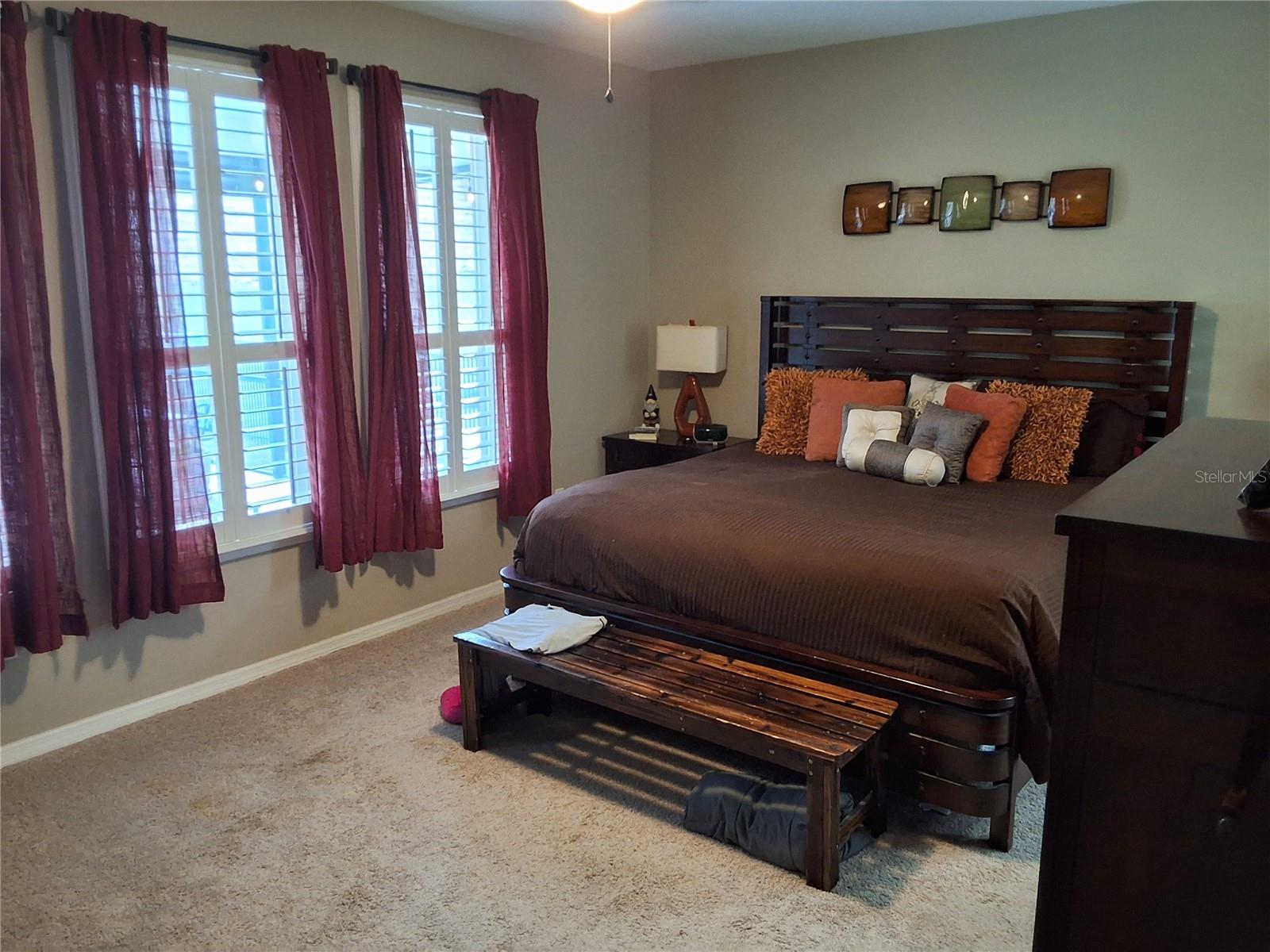 CASCADES/GROVELAND PH 5 - Residential