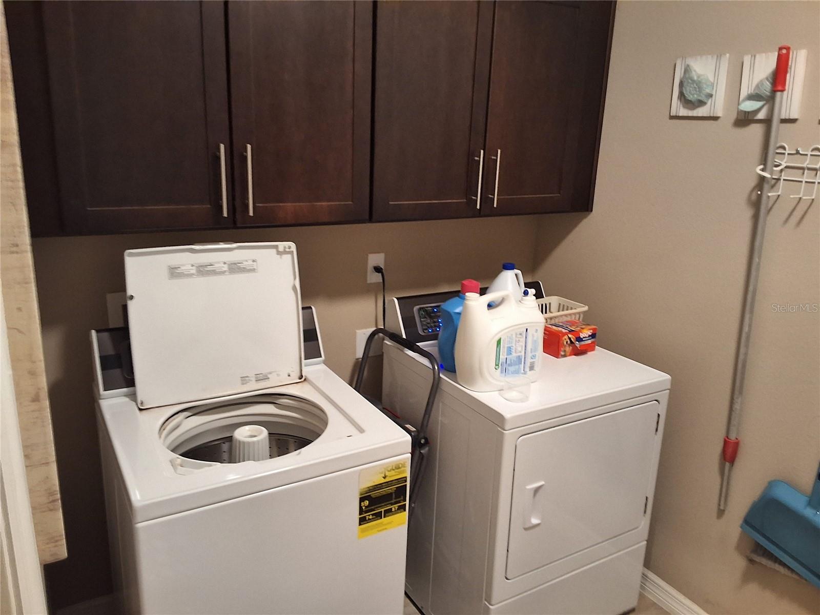 CASCADES/GROVELAND PH 5 - Residential