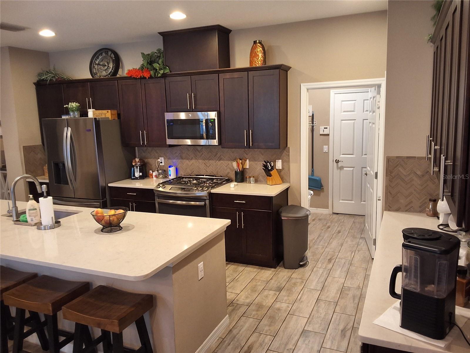 CASCADES/GROVELAND PH 5 - Residential