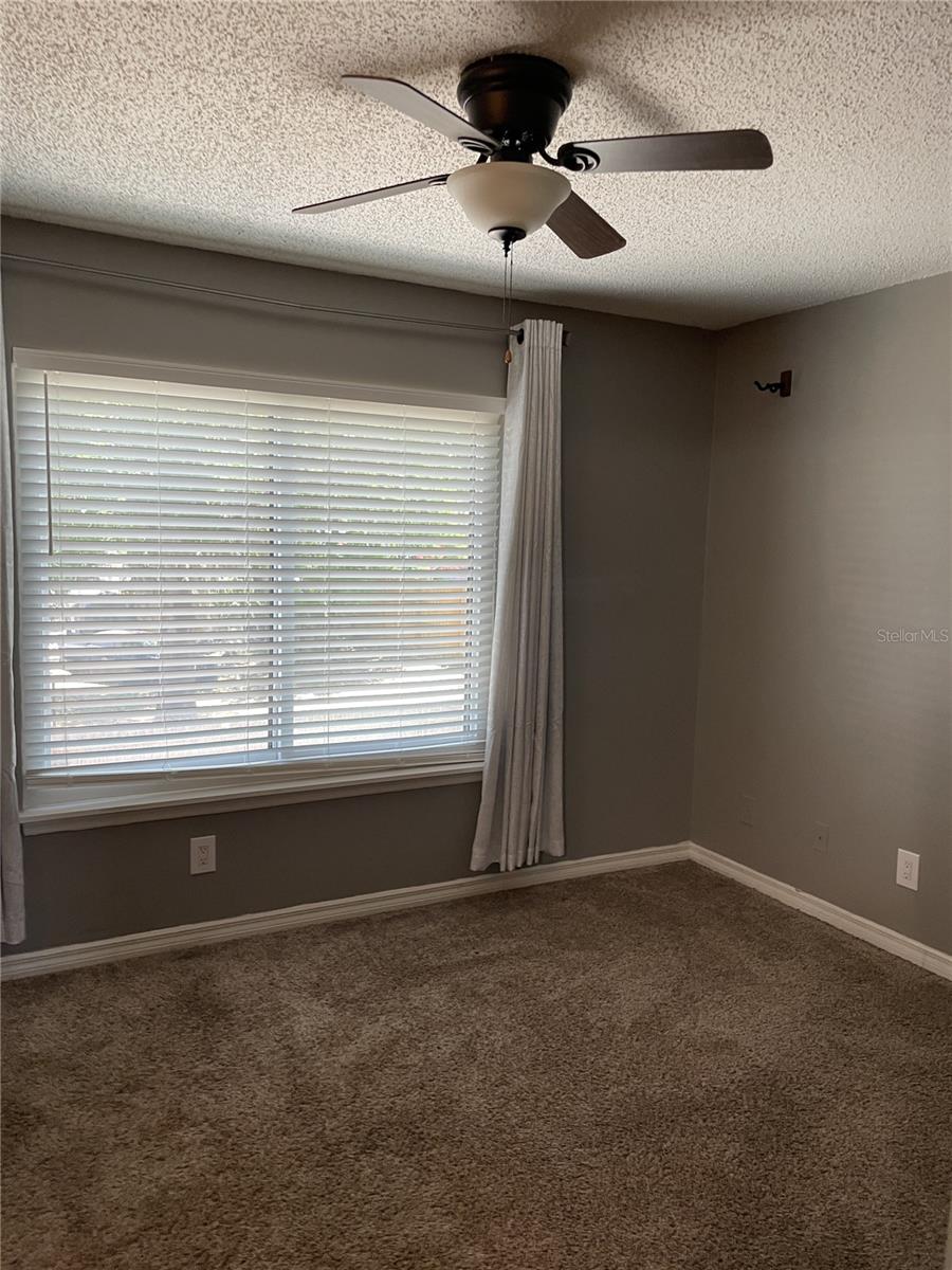 KENTWOOD PARK - Residential