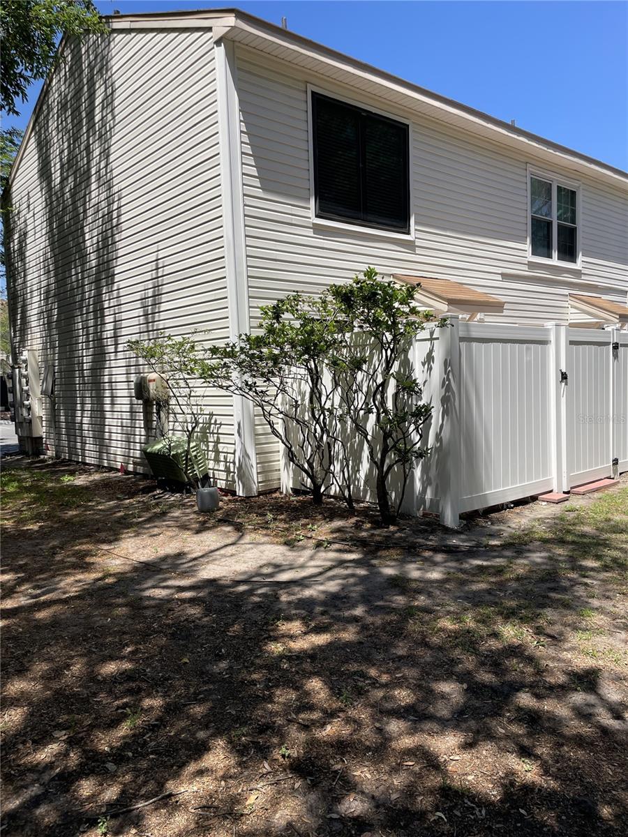 KENTWOOD PARK - Residential