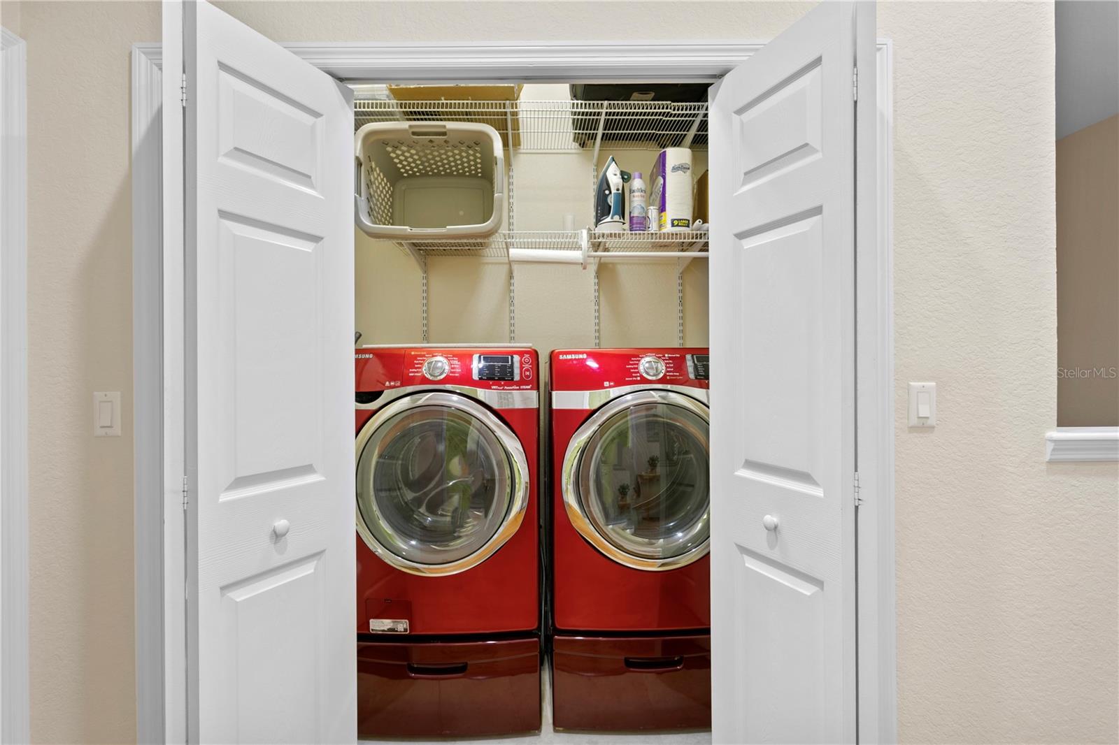 VILLAS DEL VERDE - Residential Lease