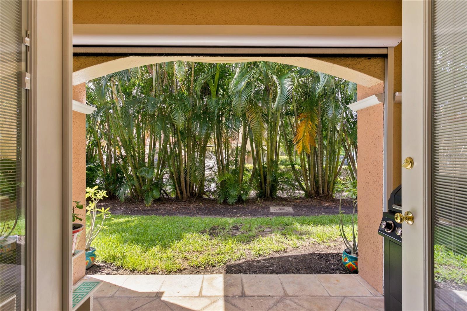 VILLAS DEL VERDE - Residential Lease