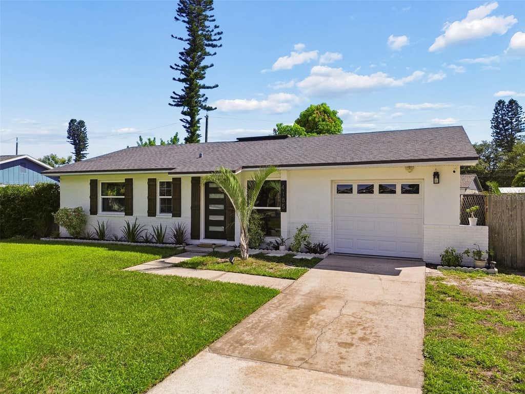 Photo of 4185 Whiting Drive SE, St Petersburg, FL 33705 (MLS # TB8536604)