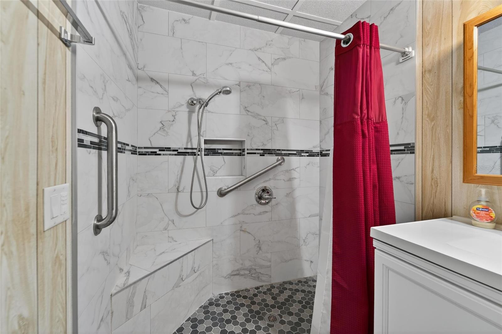 GEM ESTATES - Residential