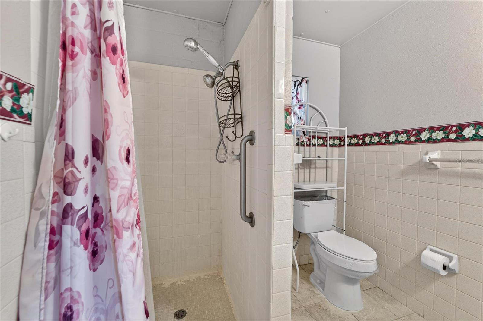 GEM ESTATES - Residential