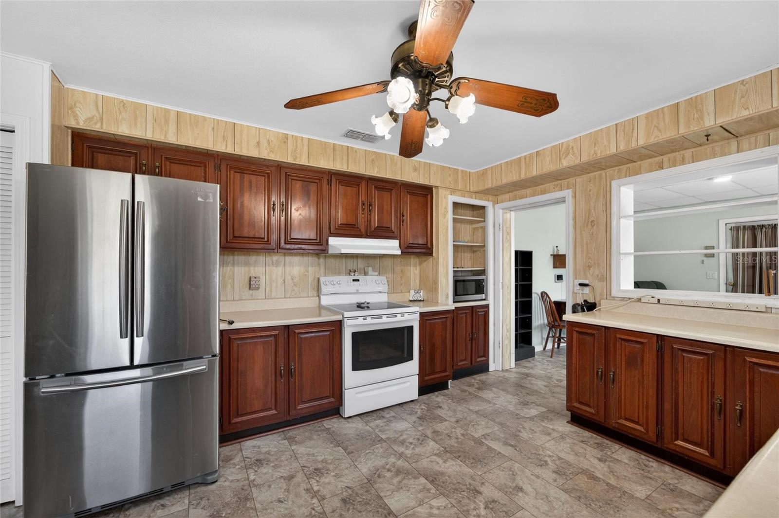 GEM ESTATES - Residential