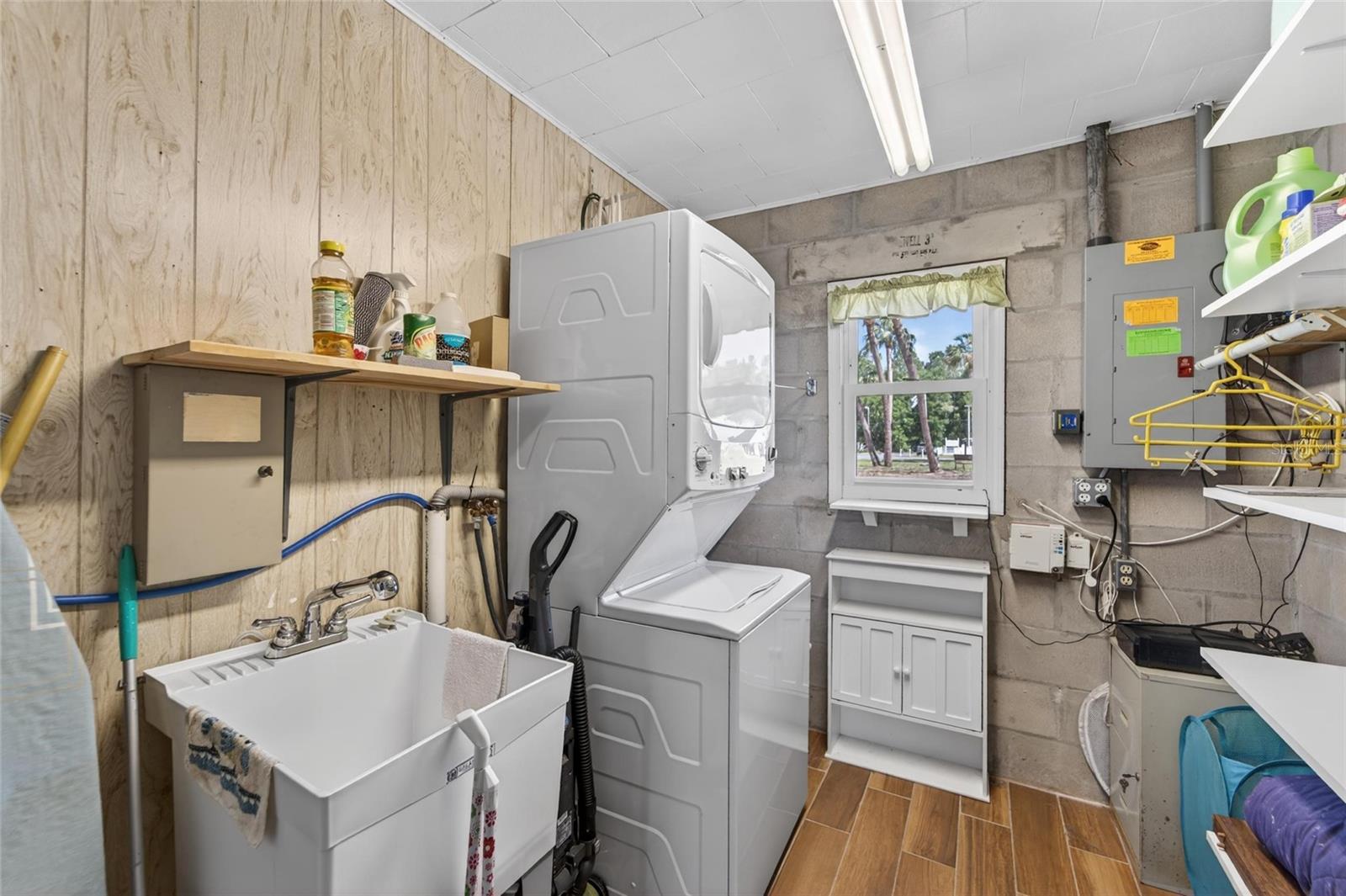 GEM ESTATES - Residential