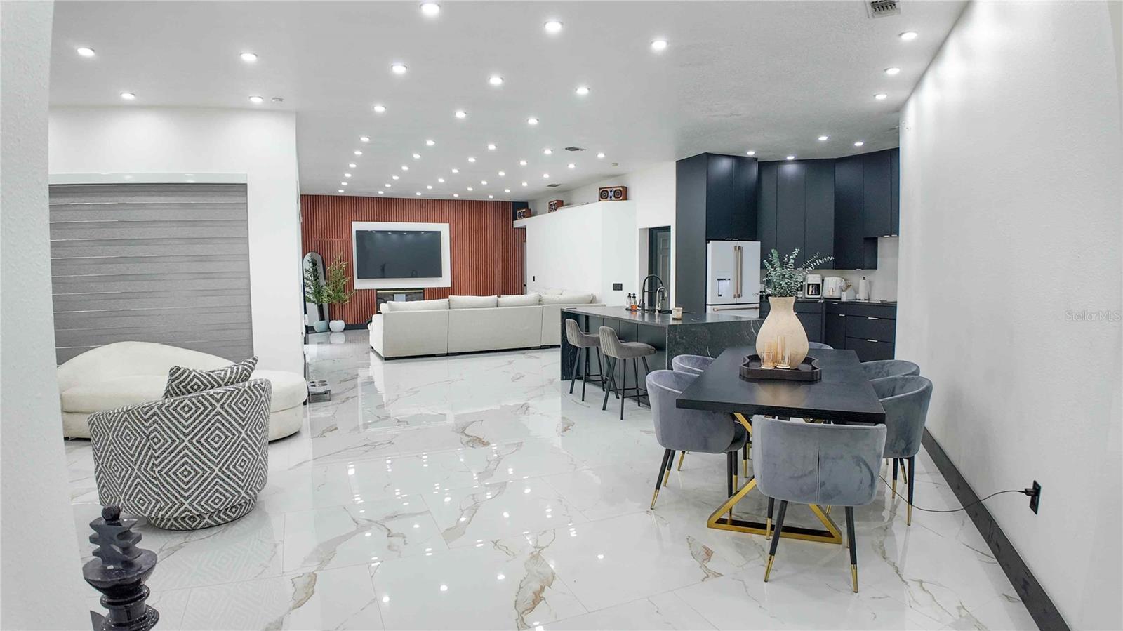 3926 NORTHRIDGE DRIVE