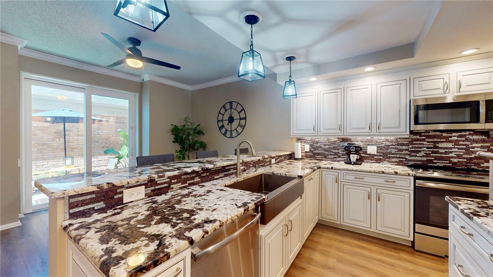 PELICAN PLACE NORTH - Residential