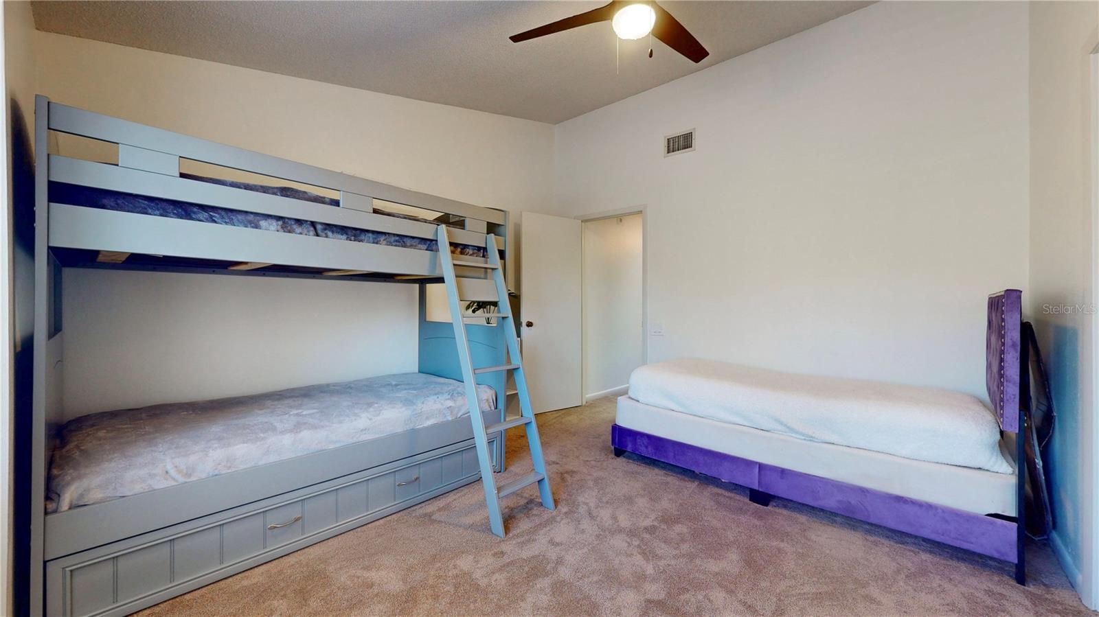 PELICAN PLACE NORTH - Residential