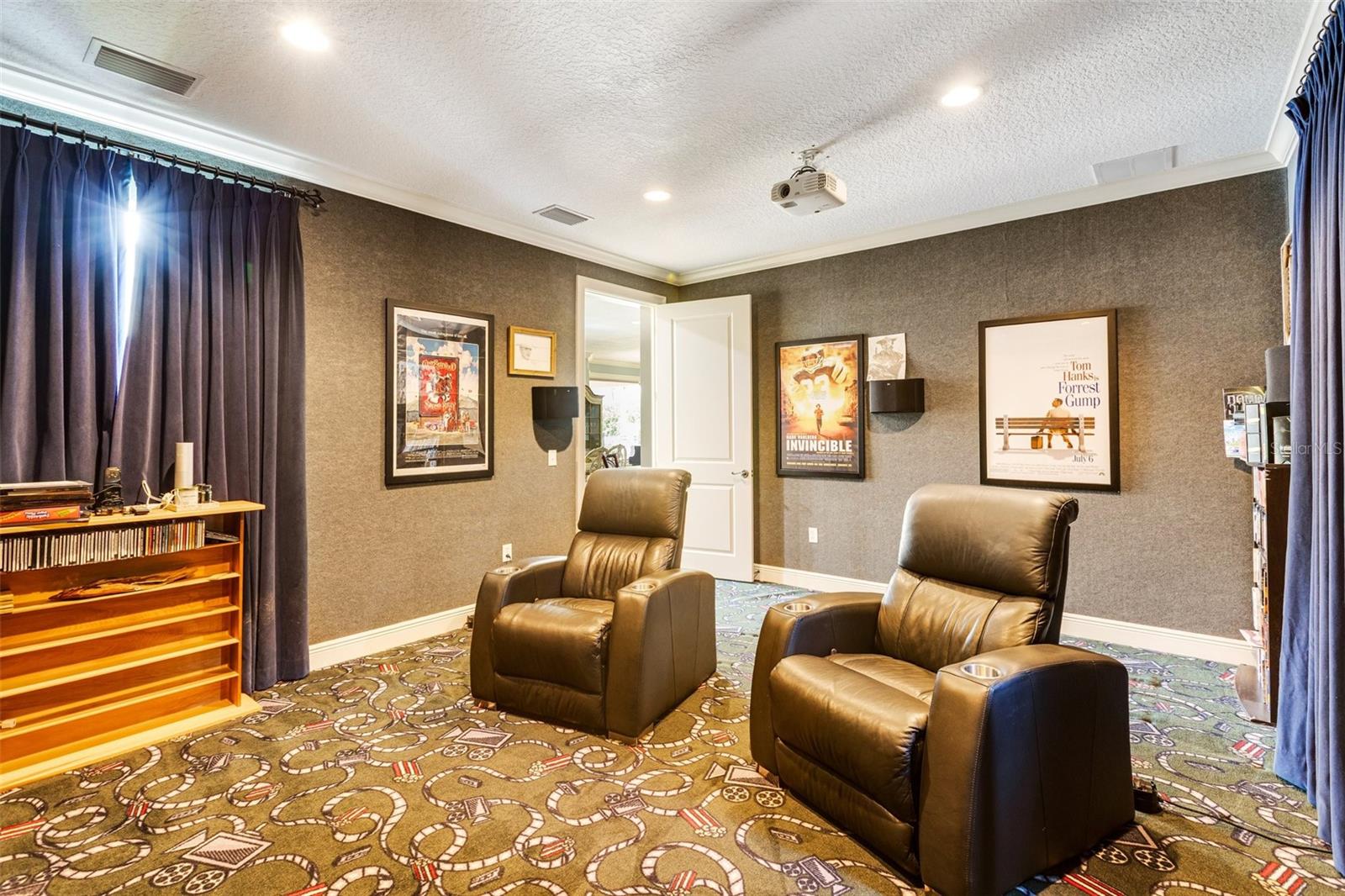 FOXWOOD AT PANTHER RIDGE - Residential