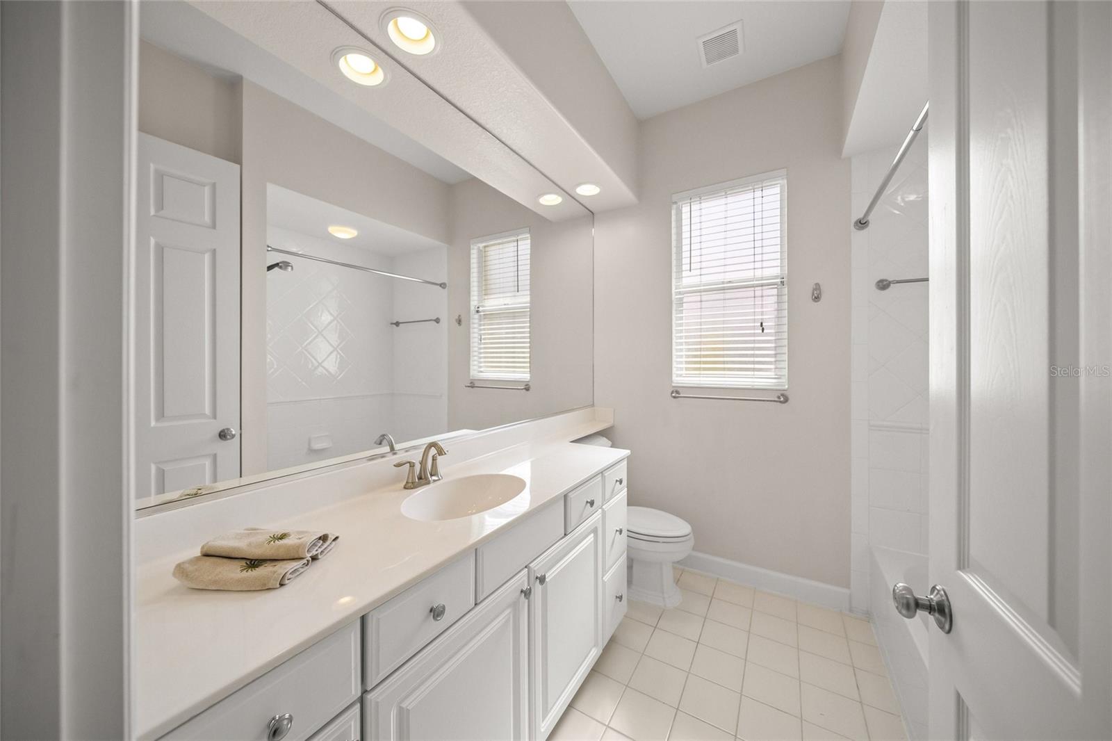 MISTY CREEK - Residential