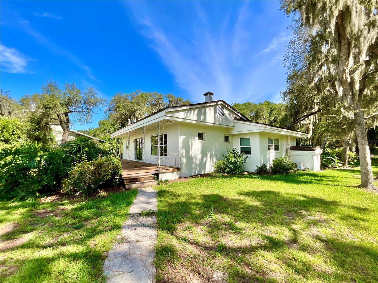 LAKE MCMEEKIN - Residential