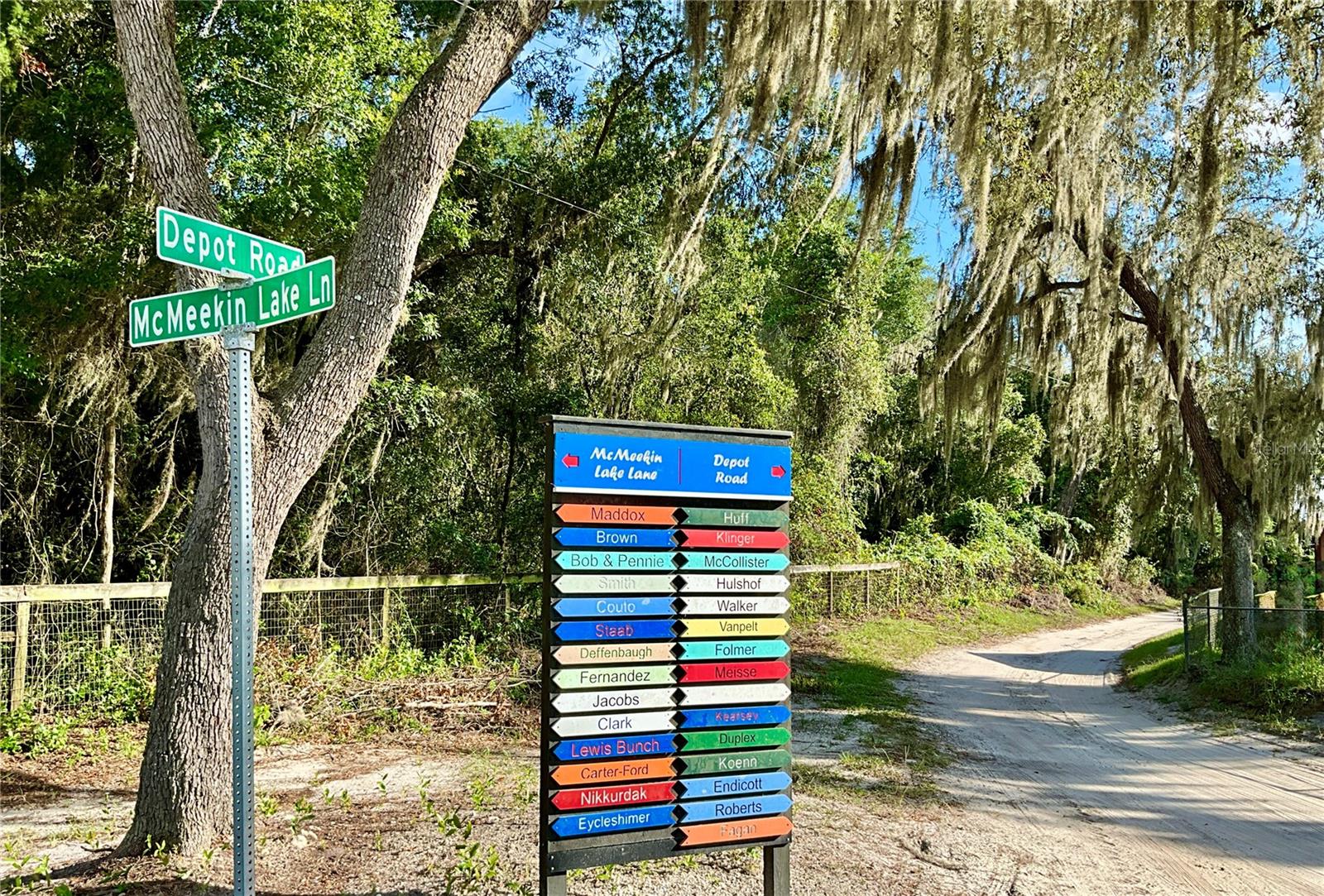 LAKE MCMEEKIN - Residential