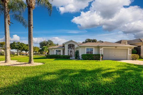 Photo of 5605 Illumination Lane, Leesburg, FL 34748 (MLS # G5103866) Photo of 5605 Illumination Lane, Leesburg, FL 34748 (MLS # G5103866)