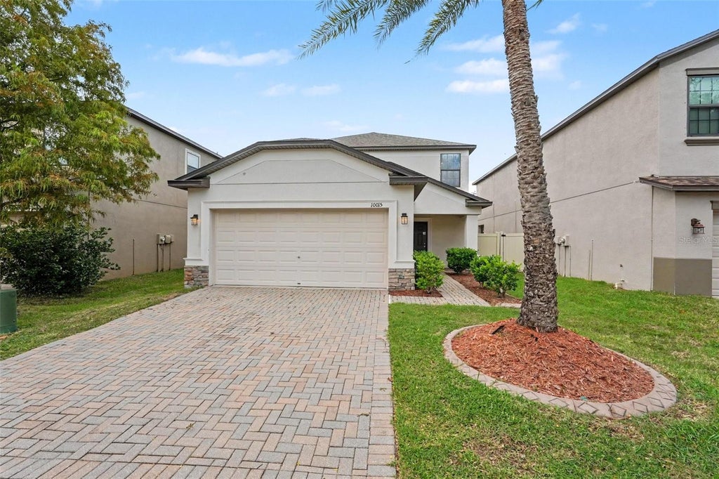 Photo of 10015 Newminster Loop, Ruskin, FL 33573 (MLS # O6452707)