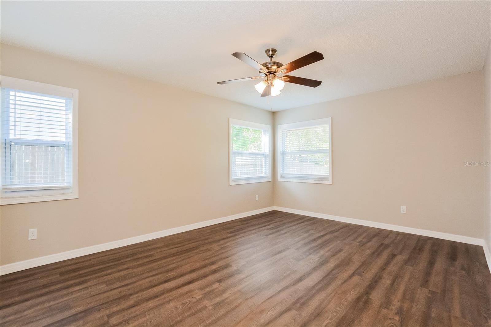 GREENWOOD LAKES UNIT 2 - Residential Lease