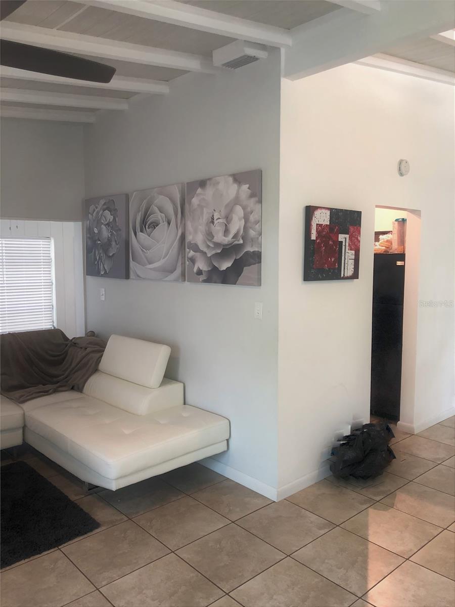 GREENBRIAR HOMES 1ST ADD - Residential Lease