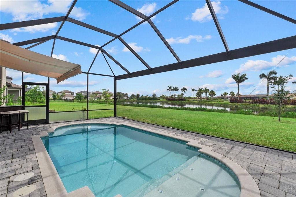 Photo of 10117 Milky Way Circle, Sarasota, FL 34241 (MLS # N6139778)
