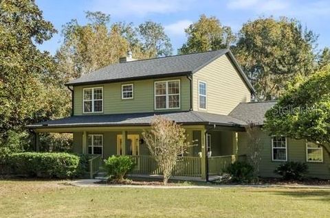 Photo of 11641 NW 271st Road, Alachua, FL 32615 (MLS # GC535177)