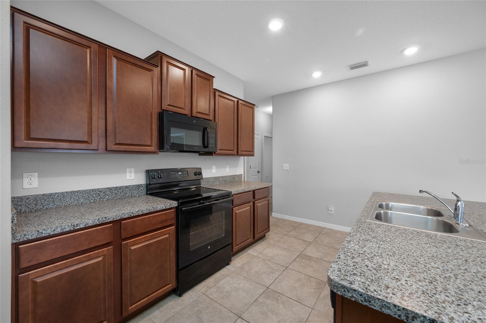 WYNNMERE EAST PH 2 - Residential