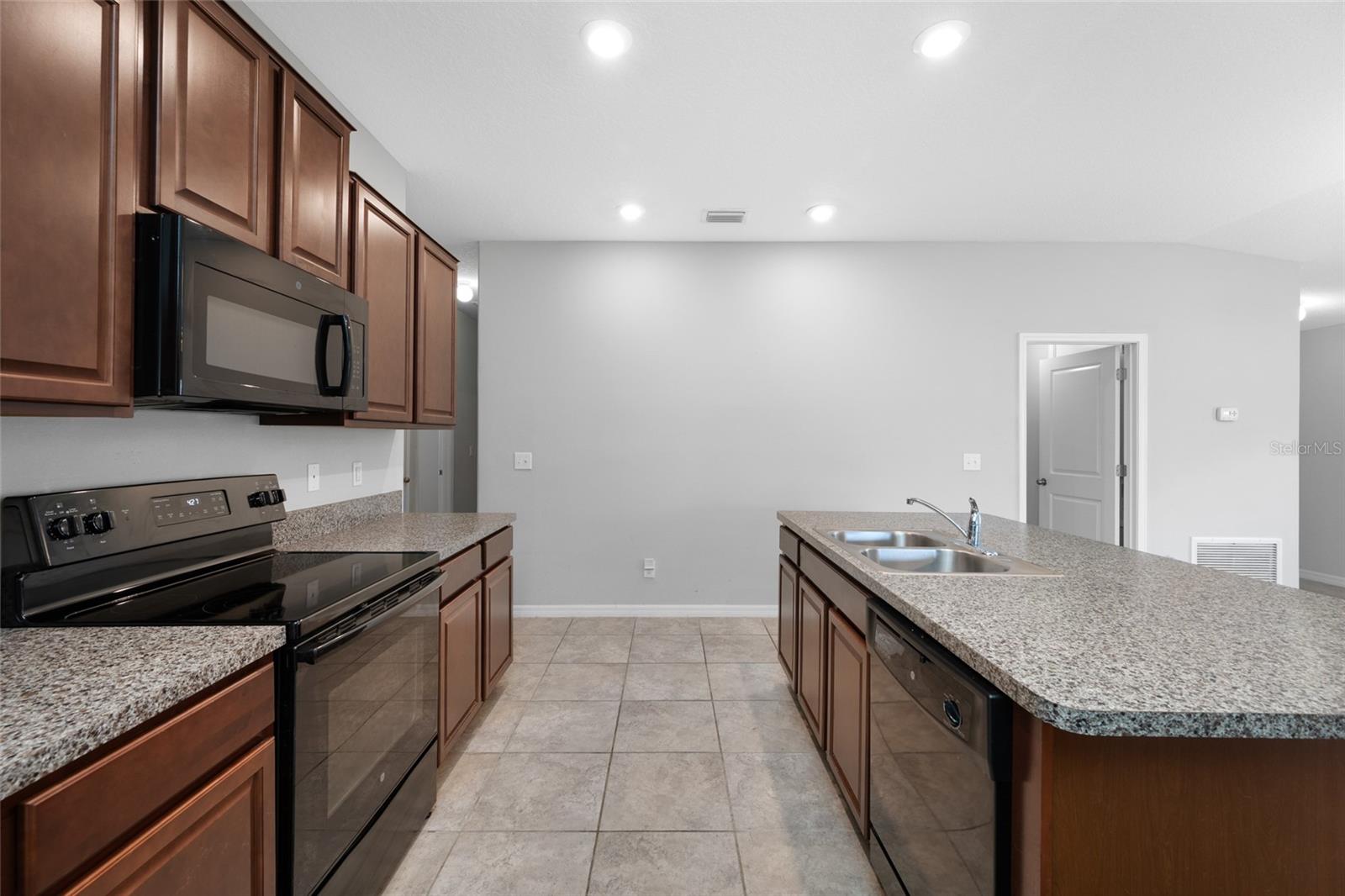 WYNNMERE EAST PH 2 - Residential