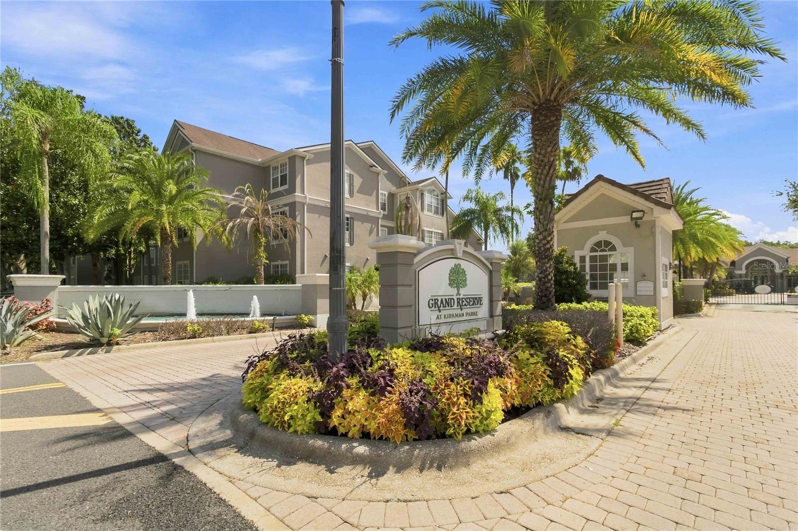 3379 S KIRKMAN ROAD 1027