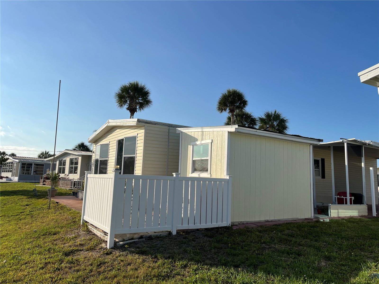 VENICE ISLE - Residential