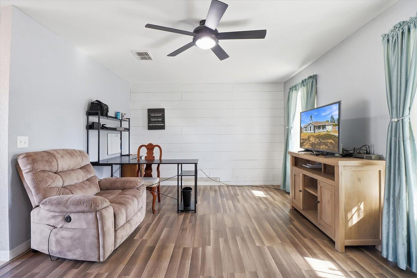 MARION OAKS UN 06 - Residential