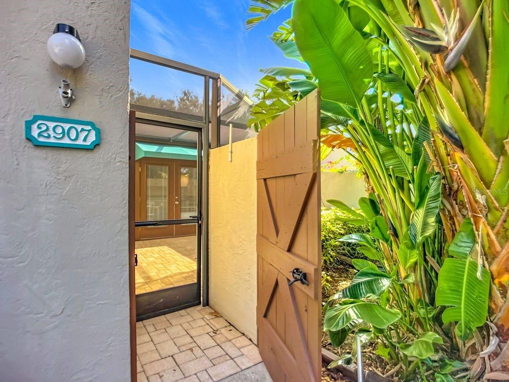 Photo of 2907 Oak Lane, Bradenton, FL 34209 (MLS # TB8462100)